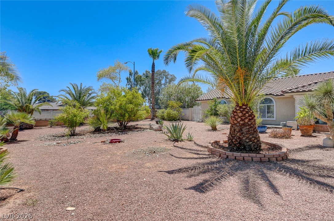 6790 West Oakey Boulevard Property Photo 27