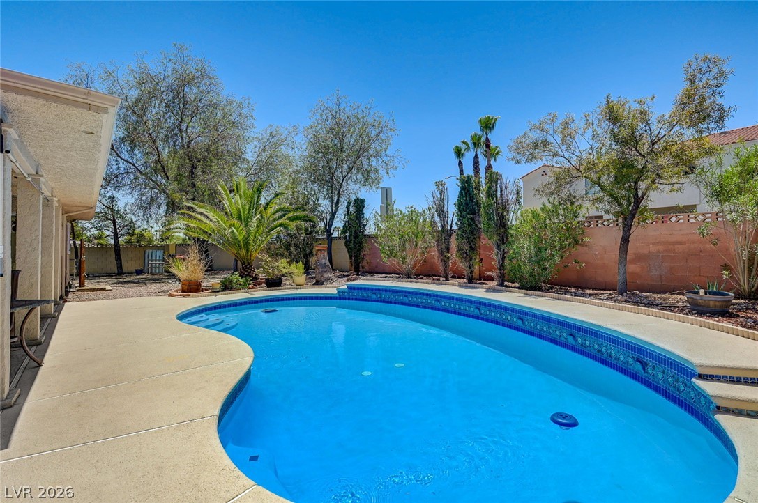 6790 West Oakey Boulevard Property Photo 28