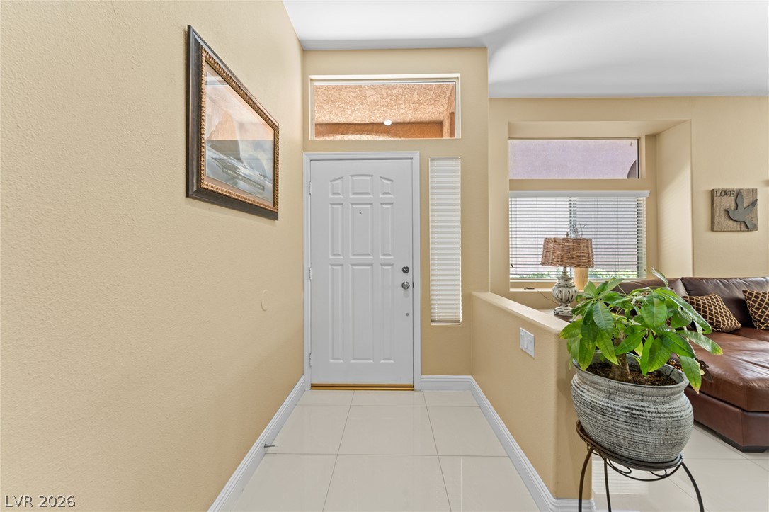 9229 Pitching Wedge Drive Property Photo 5