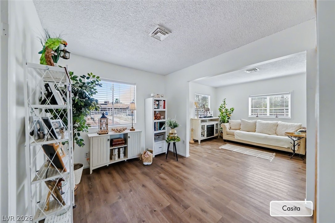 285 East Shelbourne Avenue Property Photo 11
