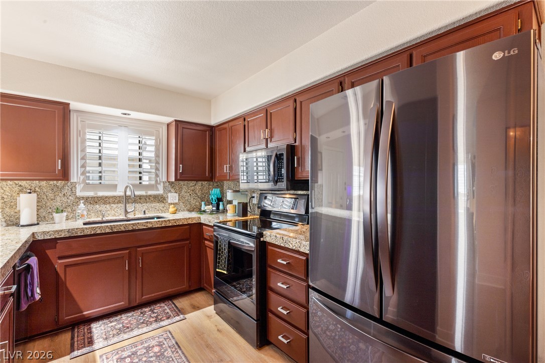 2725 South Nellis Boulevard 2052 Property Photo 13