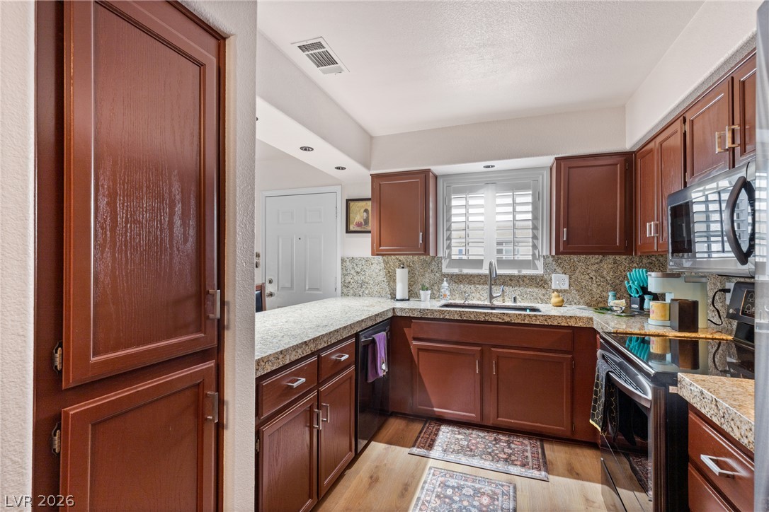 2725 South Nellis Boulevard 2052 Property Photo 14
