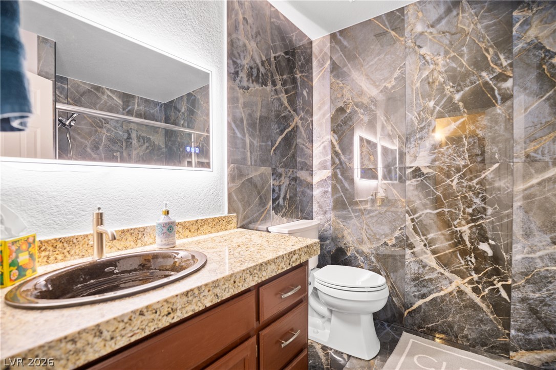 2725 South Nellis Boulevard 2052 Property Photo 20