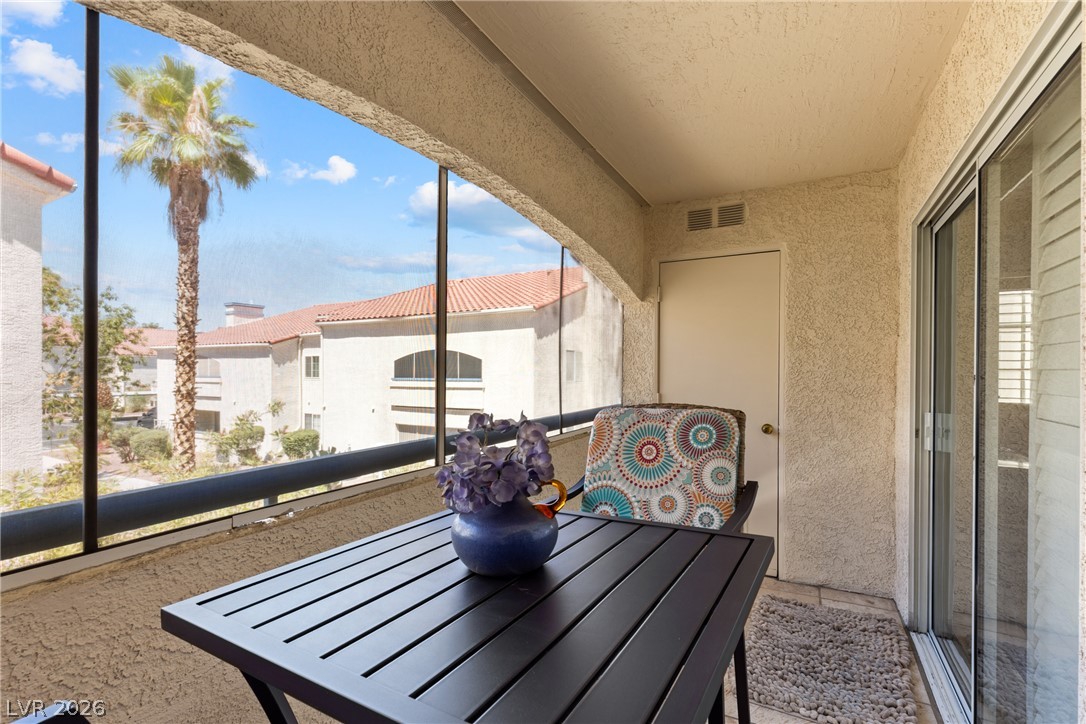 2725 South Nellis Boulevard 2052 Property Photo 32