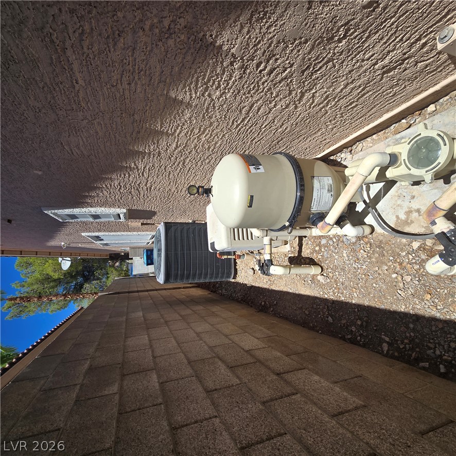 10109 Snow Crest Place Property Photo 39