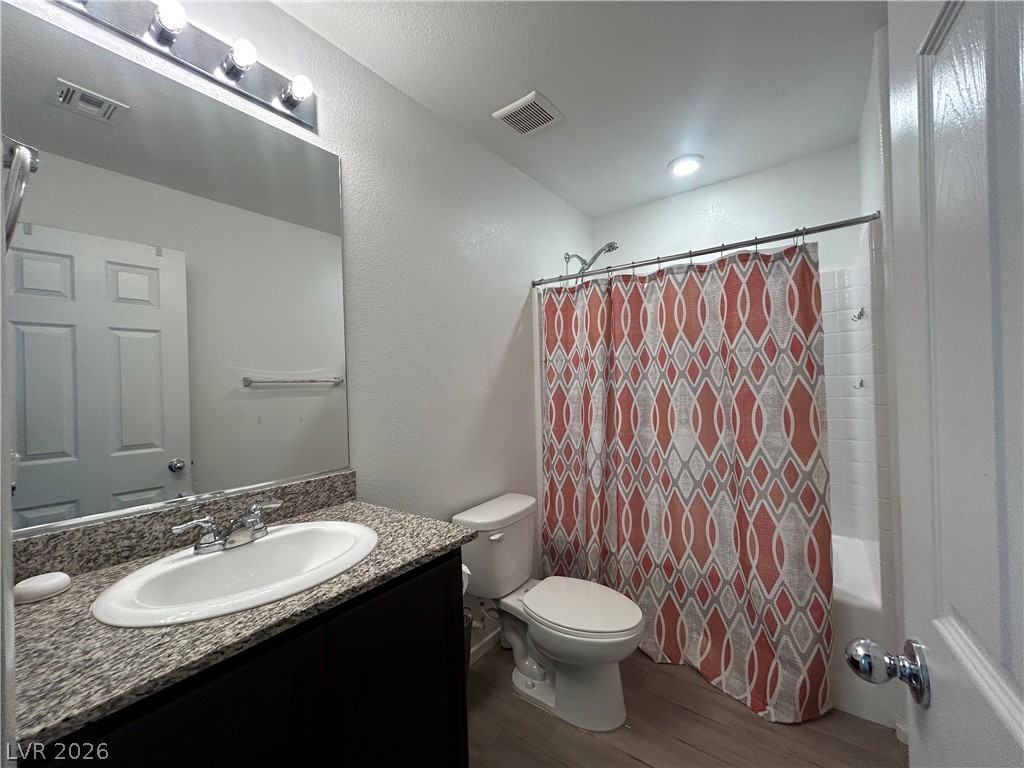4520 Woolcomber Street Property Photo 9