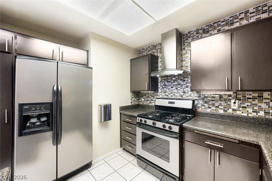 6712 Oak Valley Drive Property Photo 11