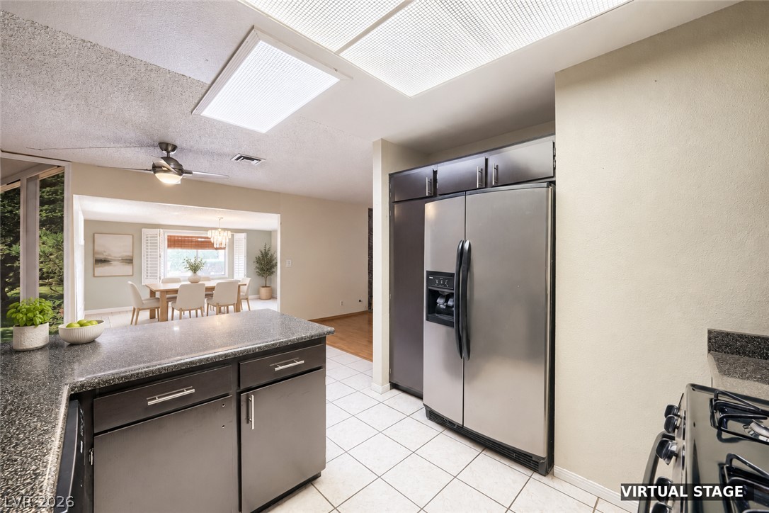 6712 Oak Valley Drive Property Photo 12