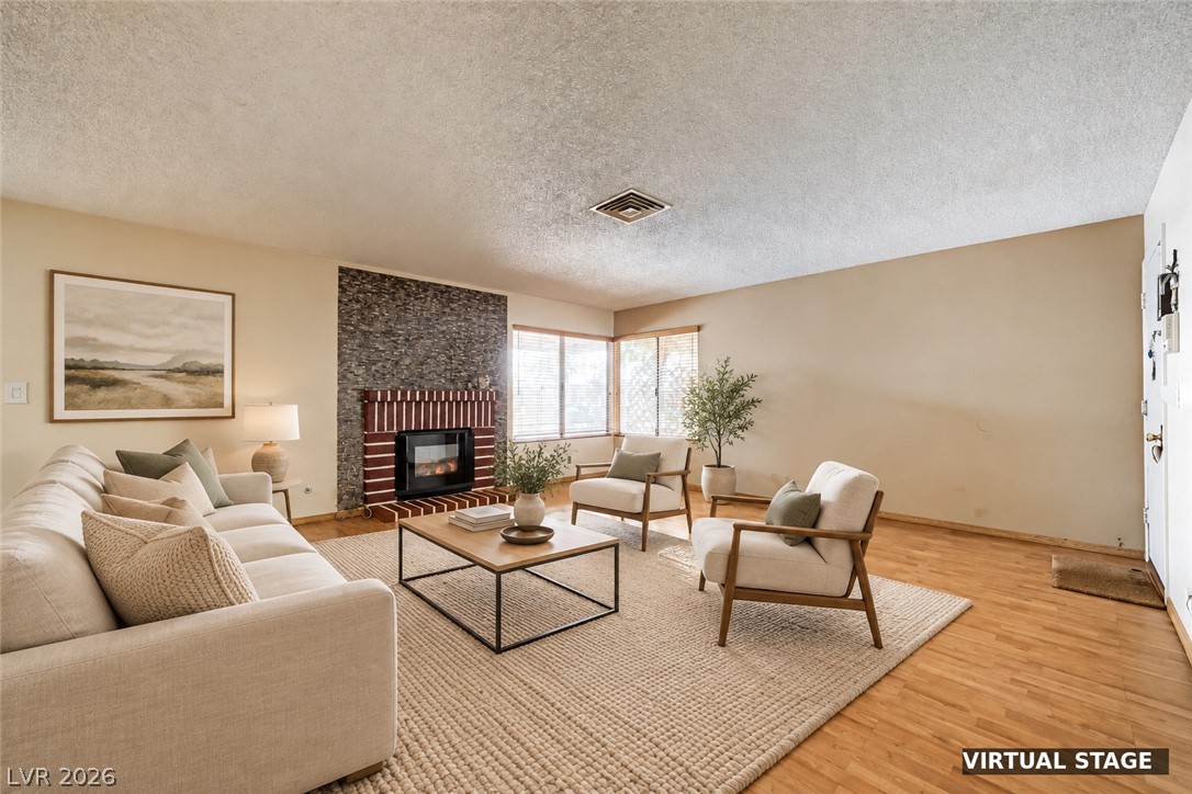 6712 Oak Valley Drive Property Photo 13