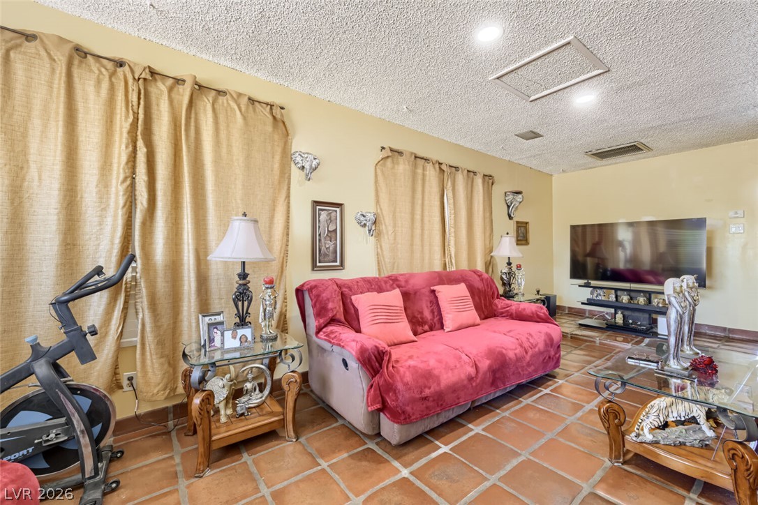 3572 Regents Circle Property Photo 11
