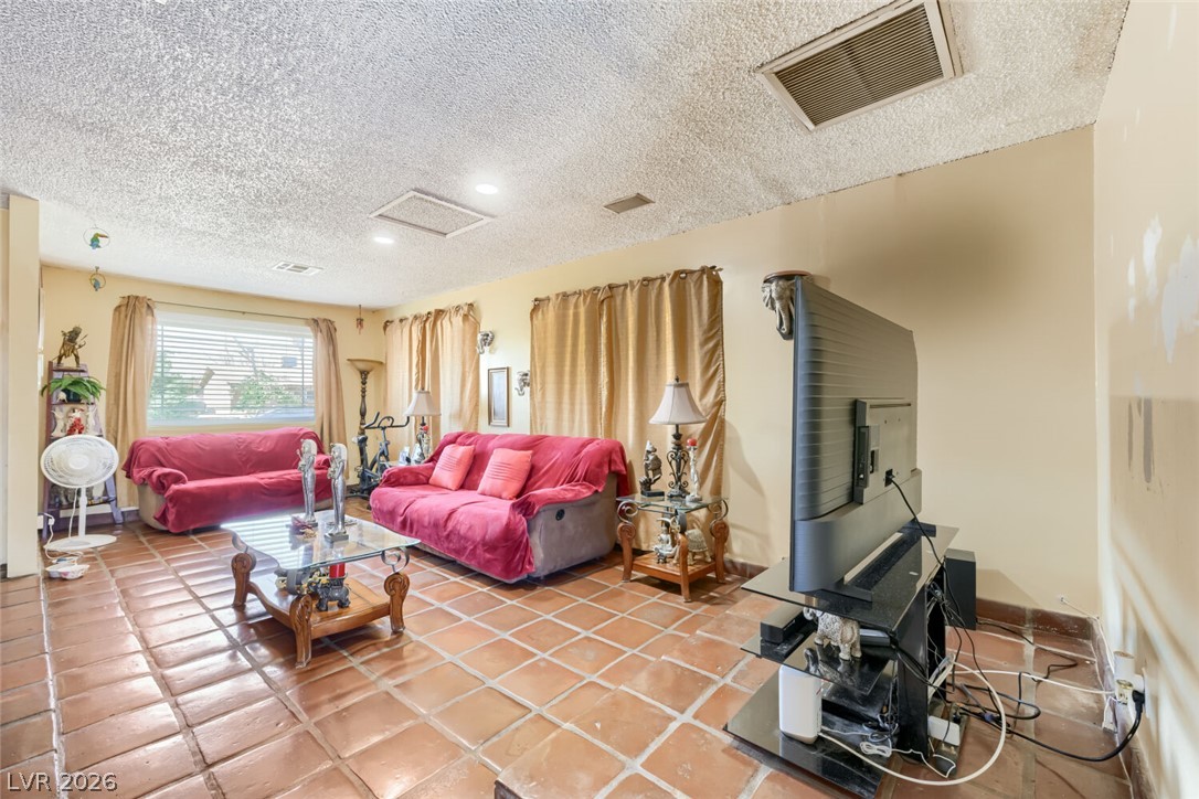 3572 Regents Circle Property Photo 16