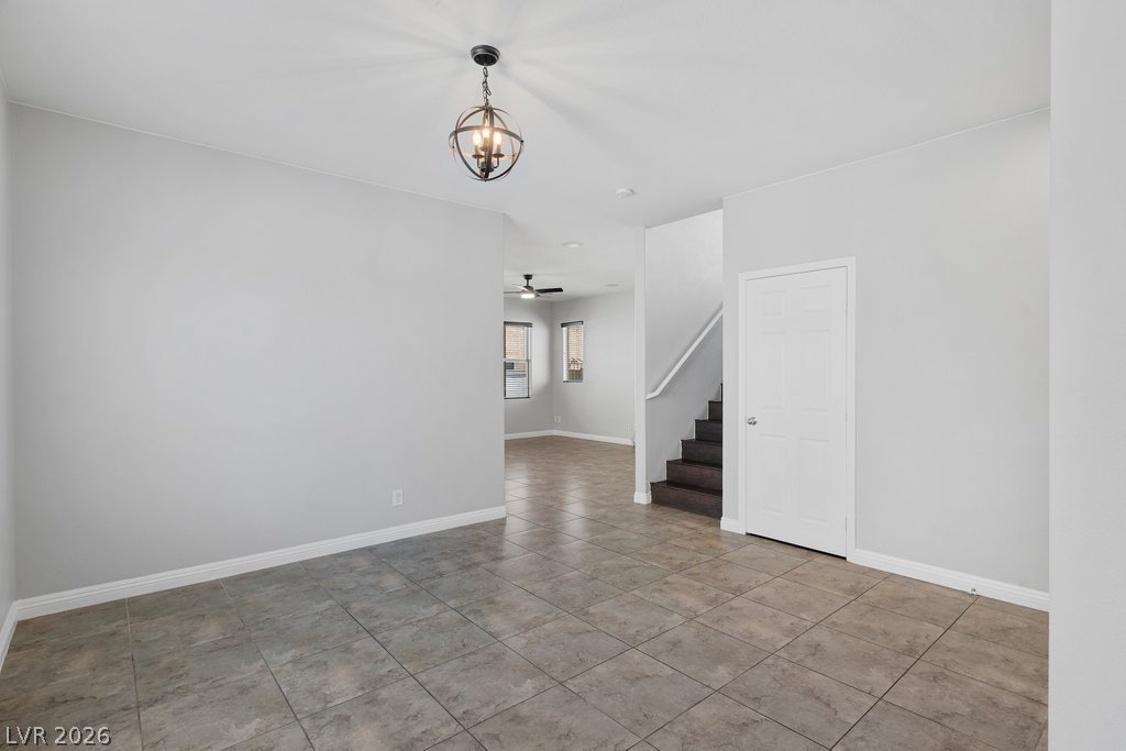 5016 Crimson Mare Road Property Photo 5
