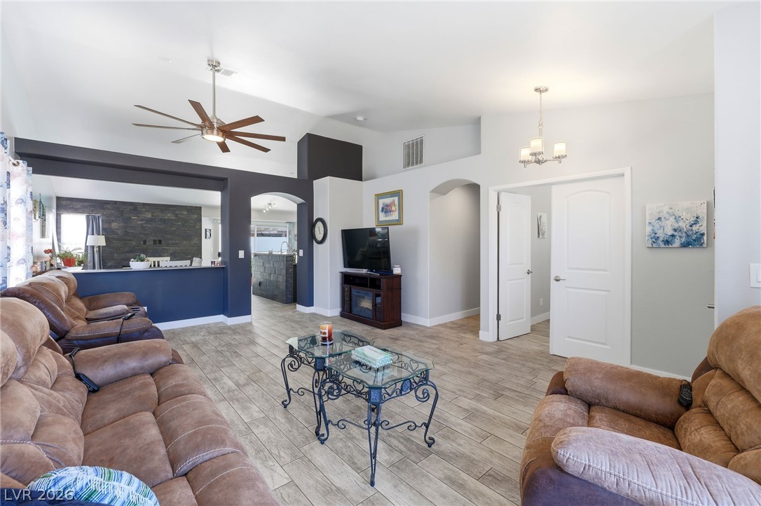 5029 Sunrise Falls Court Property Photo 6