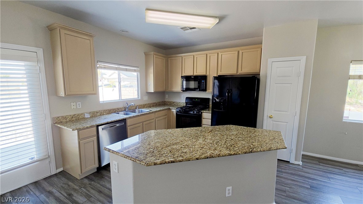 2920 Bridleton Avenue Property Photo 8
