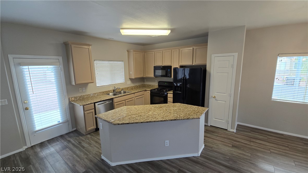 2920 Bridleton Avenue Property Photo 8
