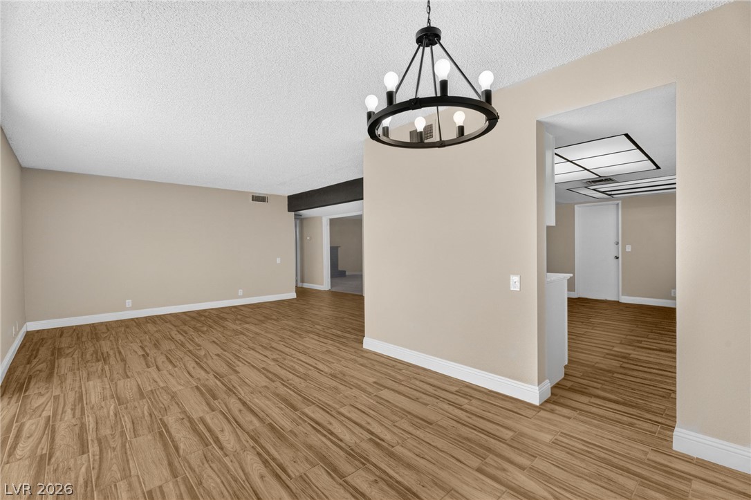 4431 El Campana Way Property Photo 10