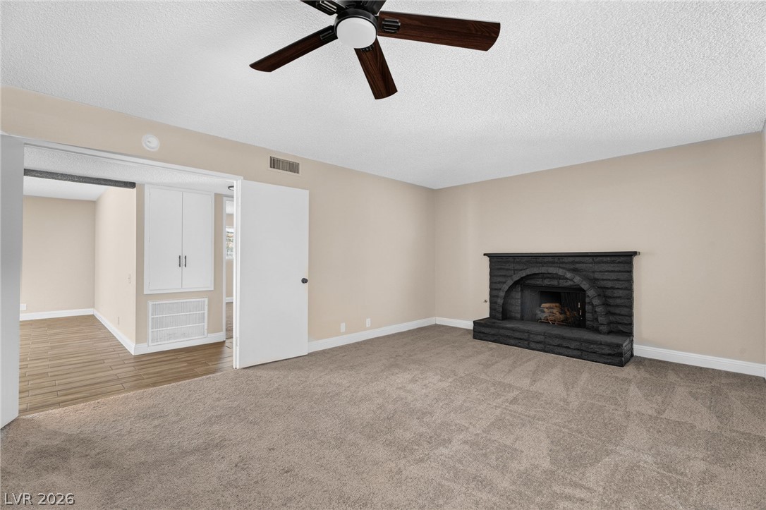 4431 El Campana Way Property Photo 18