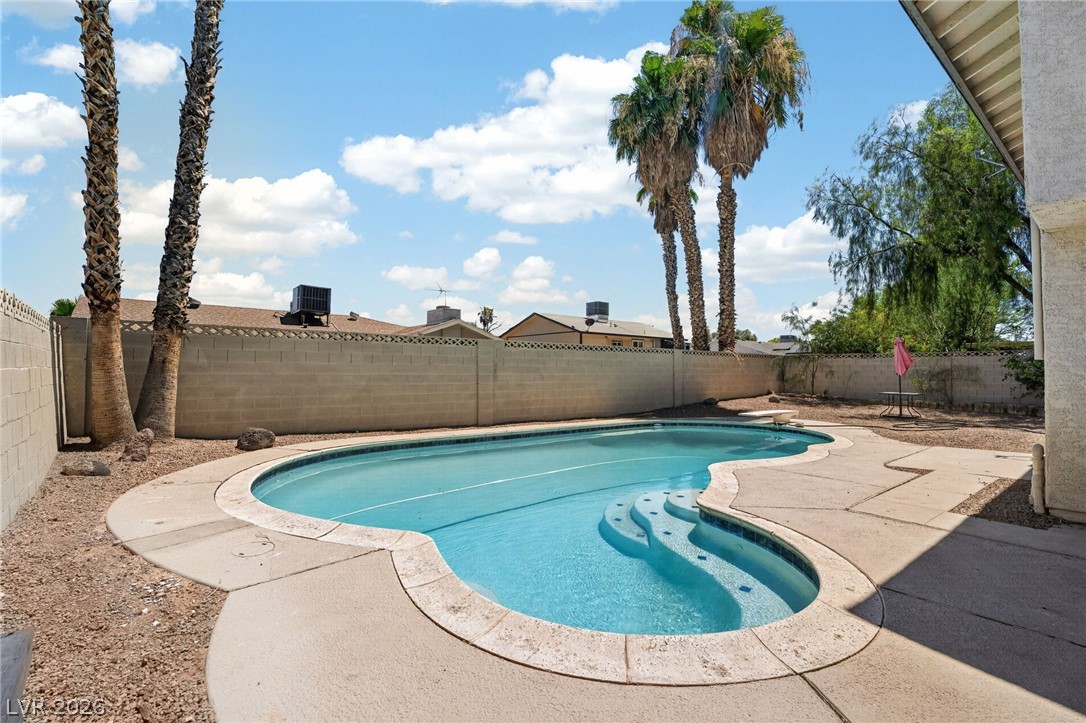 4431 El Campana Way Property Photo 32