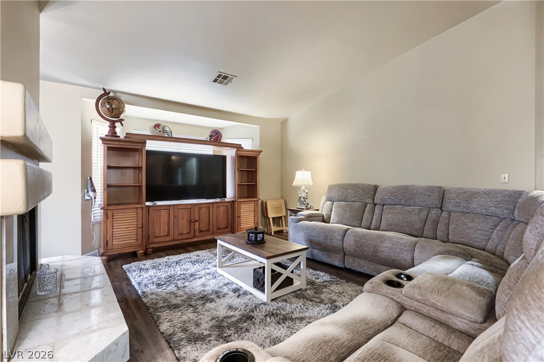 276 Plaza Carmelina Court Property Photo 12