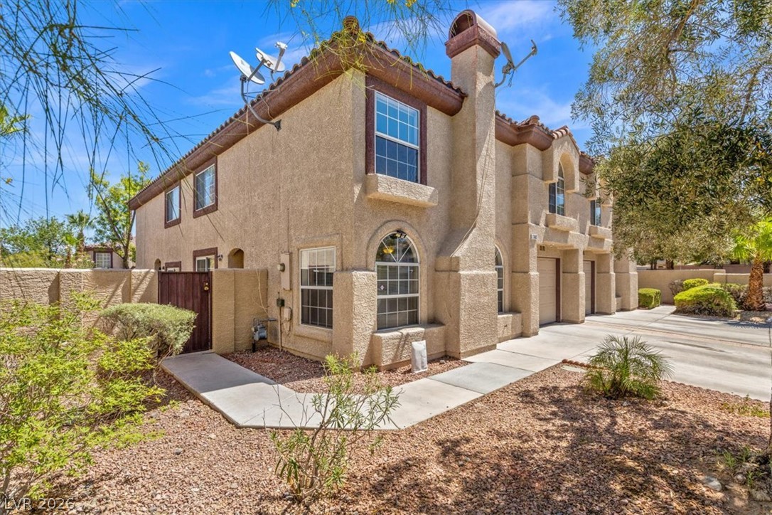 2602 Orchard Meadows Avenue Property Photo 1