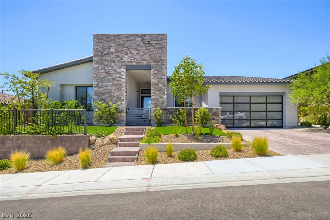 12167 Canyon Sunset Street Property Photo 3