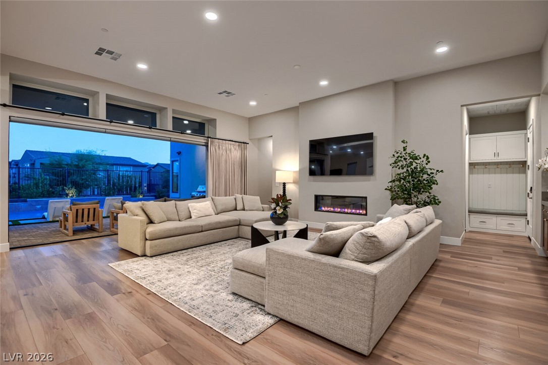 12167 Canyon Sunset Street Property Photo 12