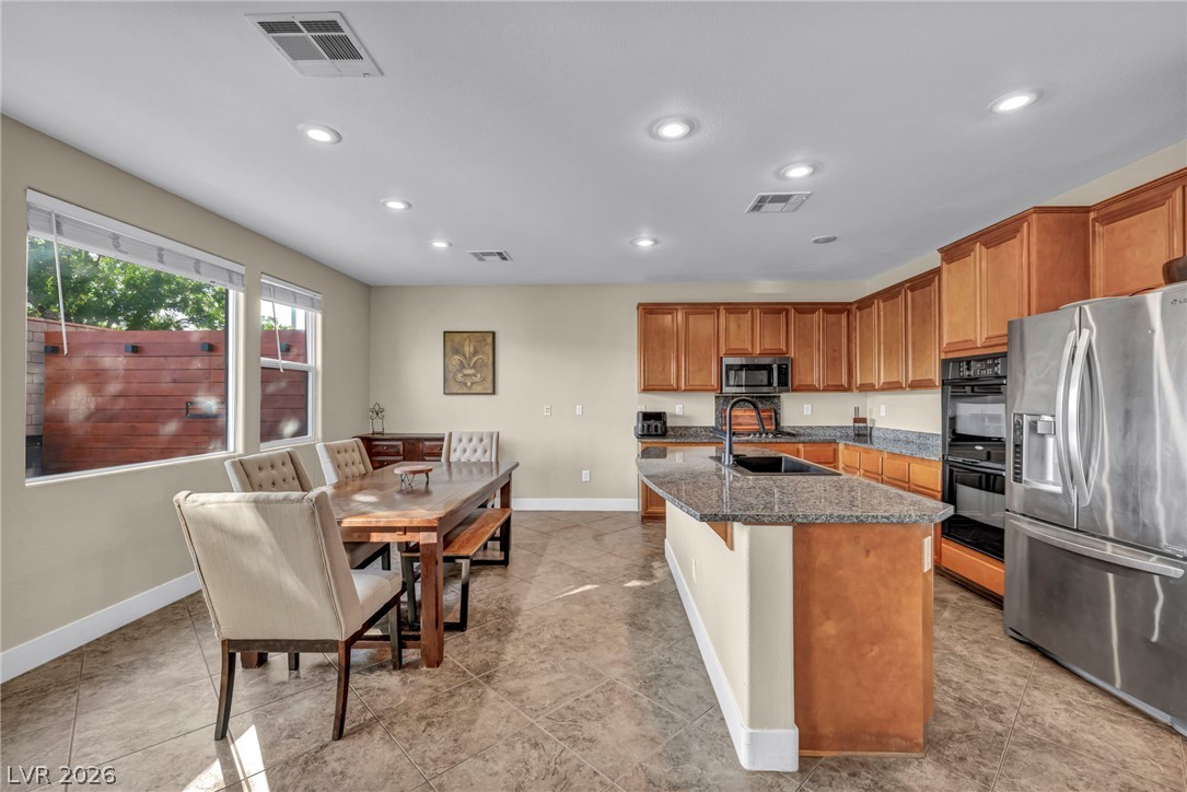 617 Apricot Rose Place Property Photo 14