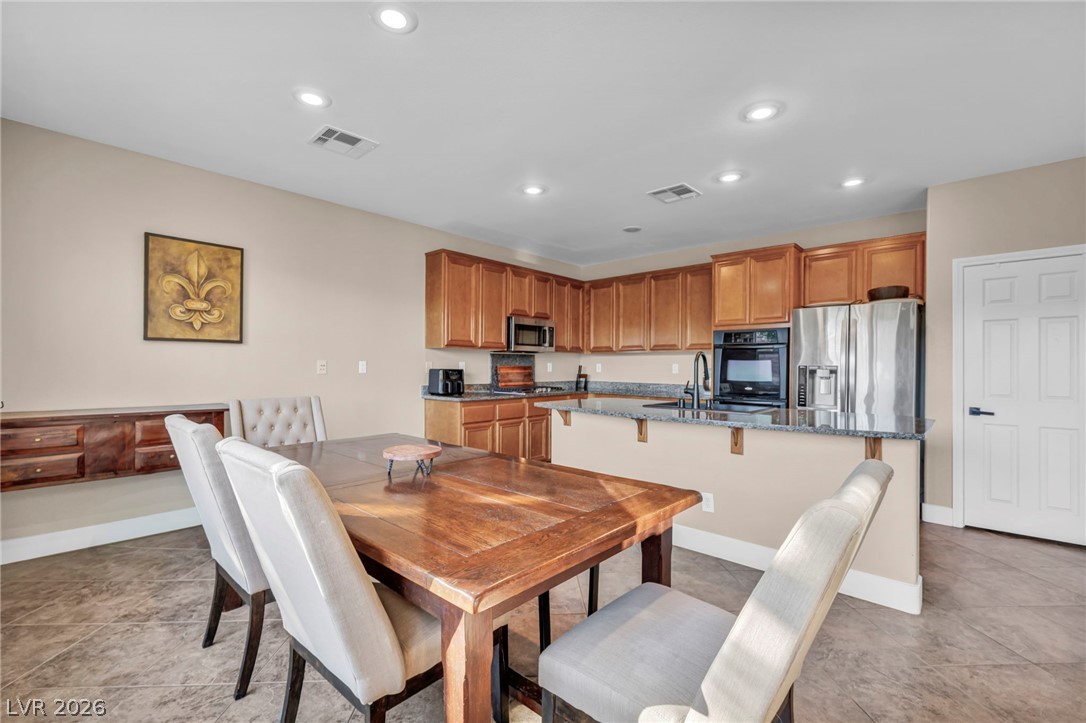 617 Apricot Rose Place Property Photo 17