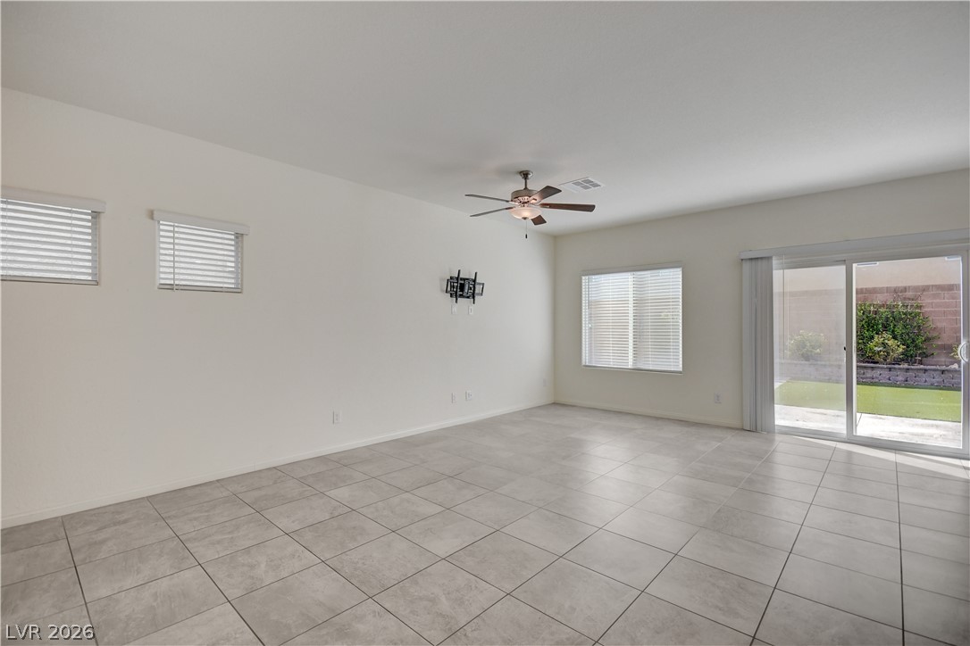 7727 Moore Creek Lane Property Photo 10
