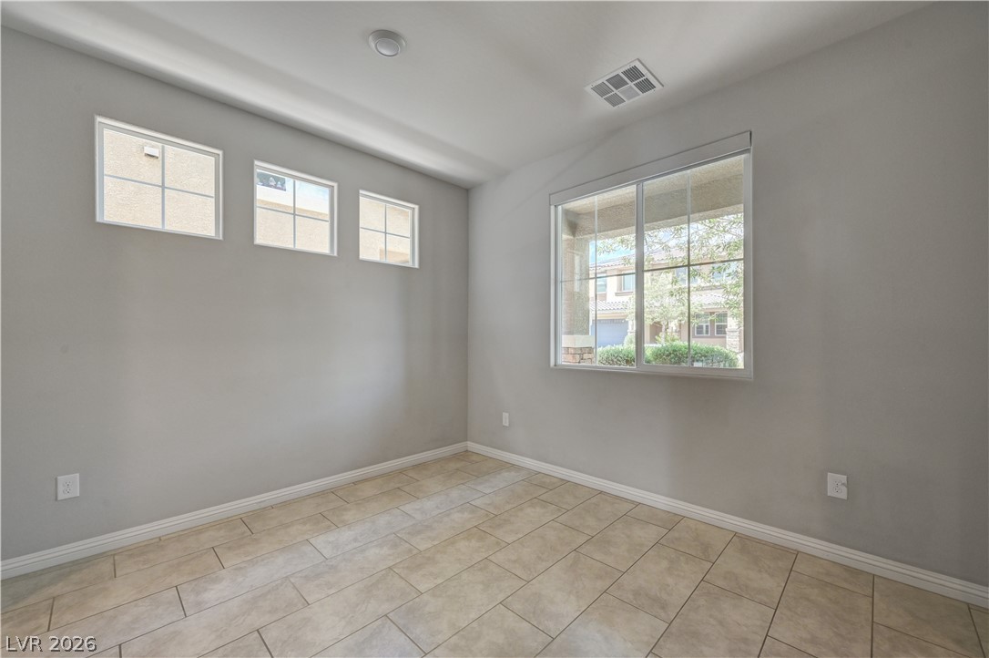 4153 Scorpius Avenue Property Photo 6