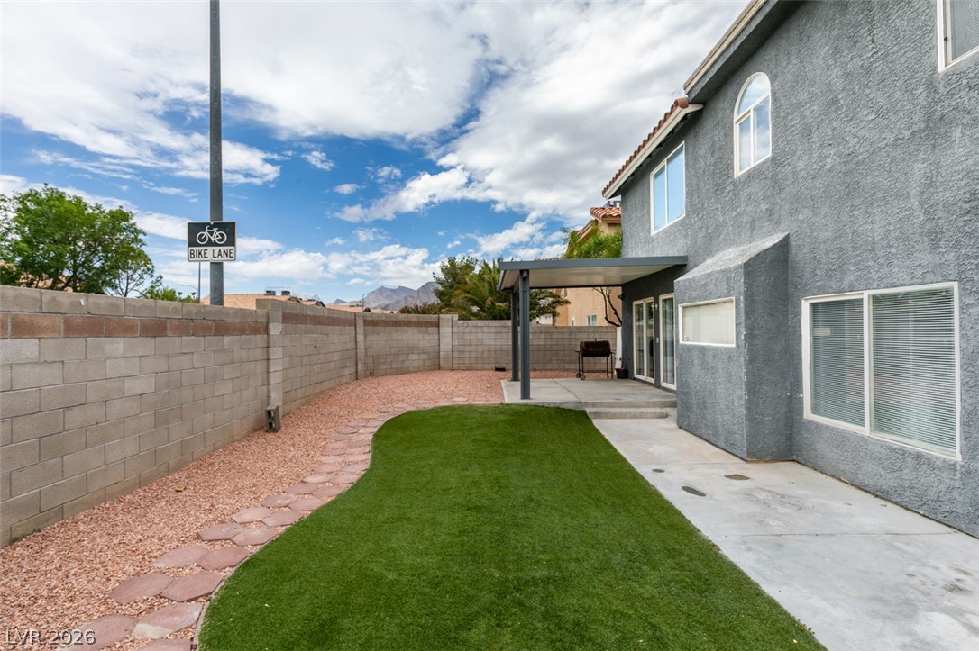 8721 Raindrop Canyon Avenue Property Photo 41