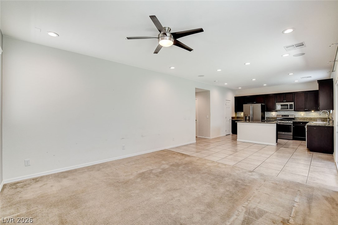 7841 Blue Lake Peak Street Property Photo 4