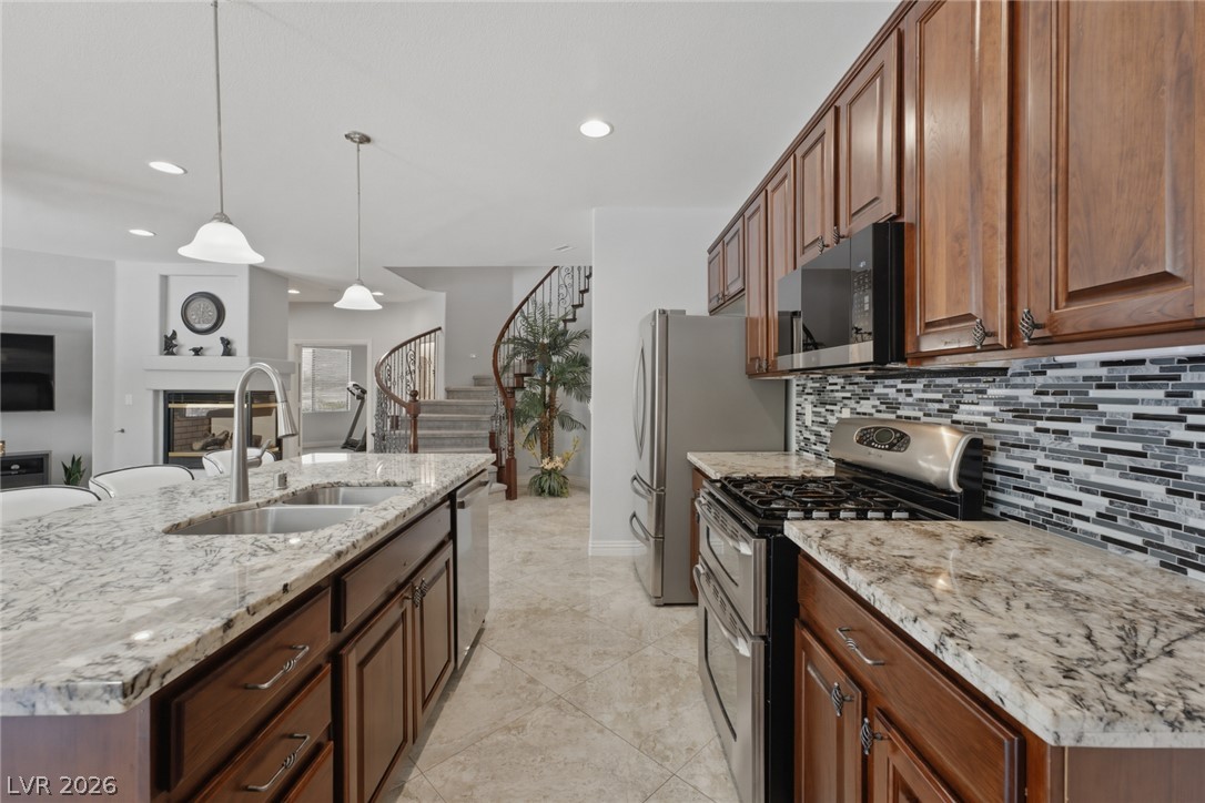 4105 Cathedral Falls Avenue Property Photo 12