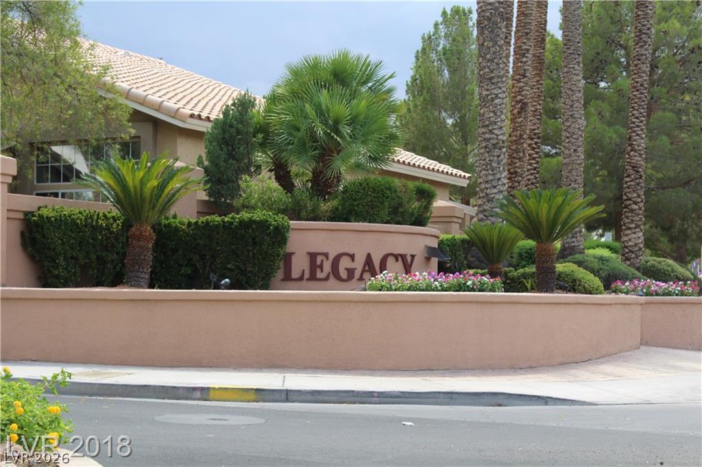 2438 Antler Point Drive Property Photo 2