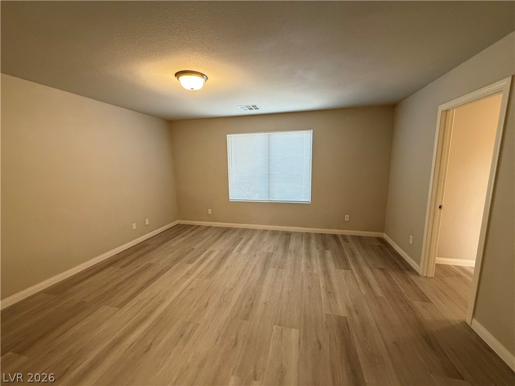 6055 Montana Peak Avenue Property Photo 10