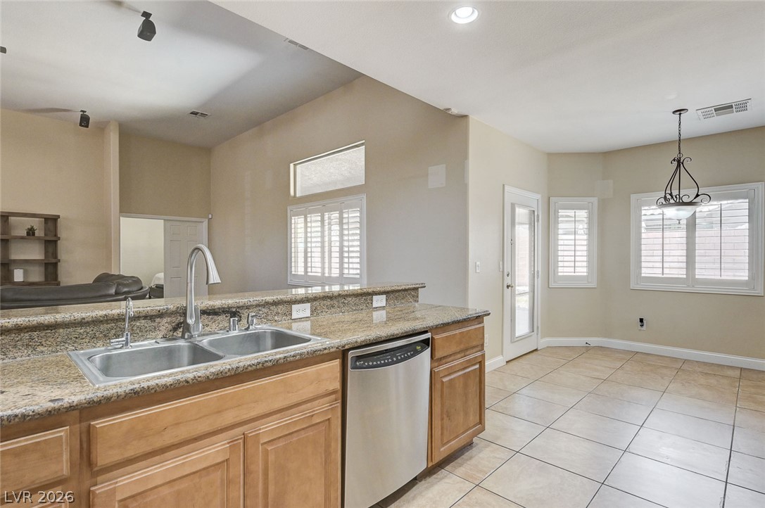 6000 Cabo San Lucas Avenue Property Photo 15
