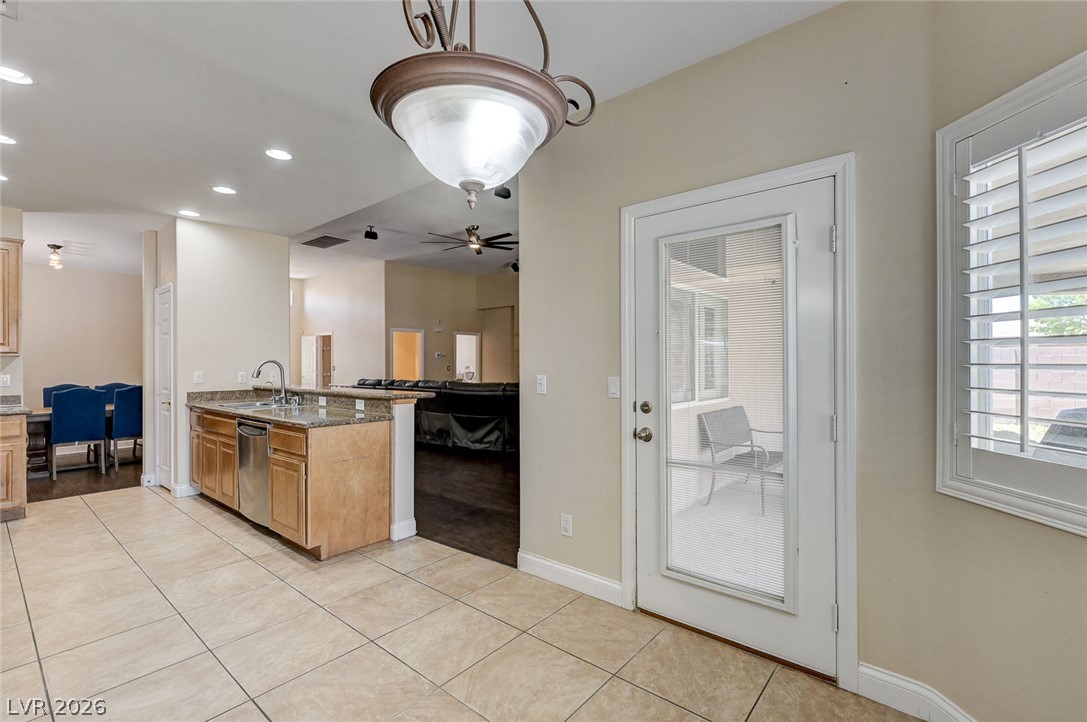 6000 Cabo San Lucas Avenue Property Photo 18