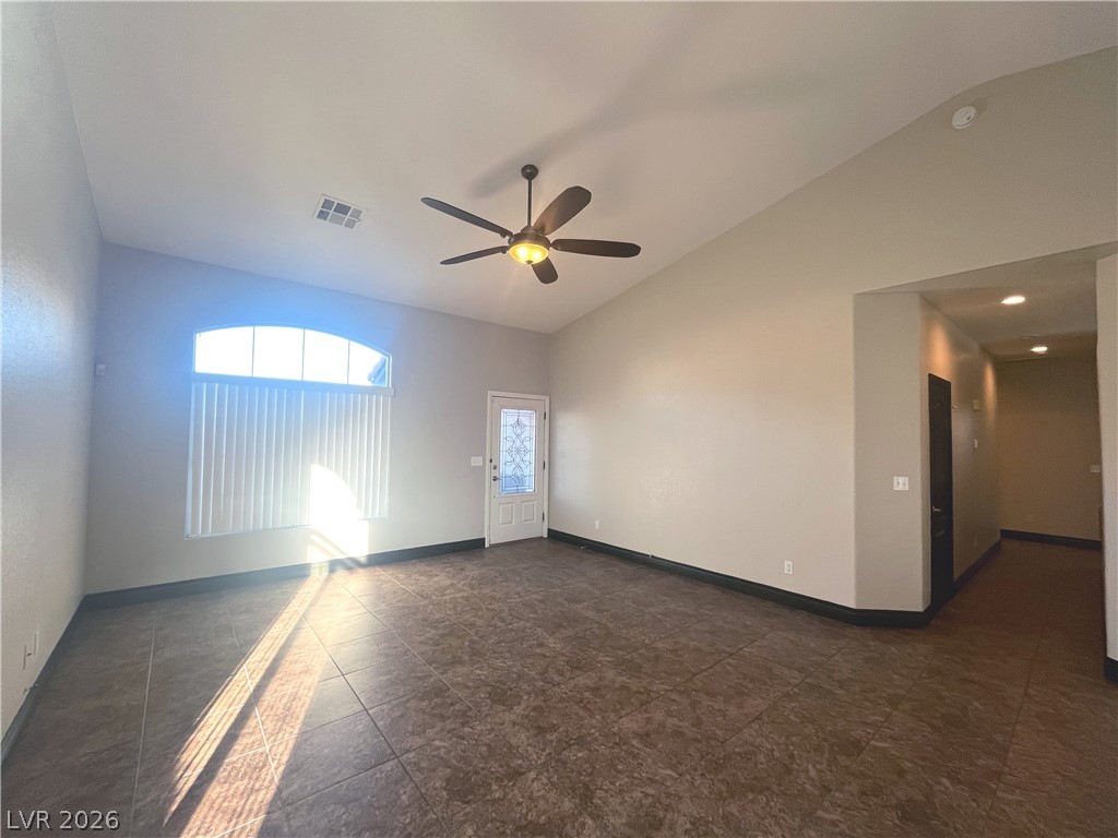 1667 Tangerine Rose Drive Property Photo 5