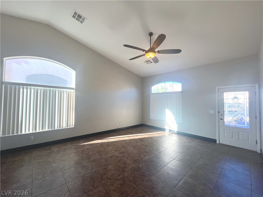 1667 Tangerine Rose Drive Property Photo 6
