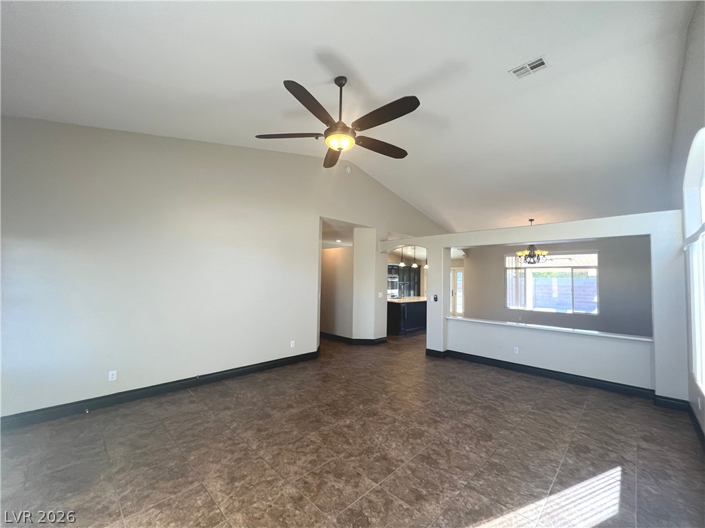 1667 Tangerine Rose Drive Property Photo 8