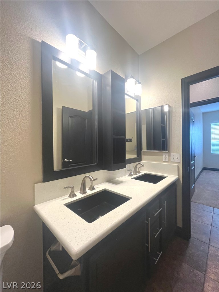 1667 Tangerine Rose Drive Property Photo 29