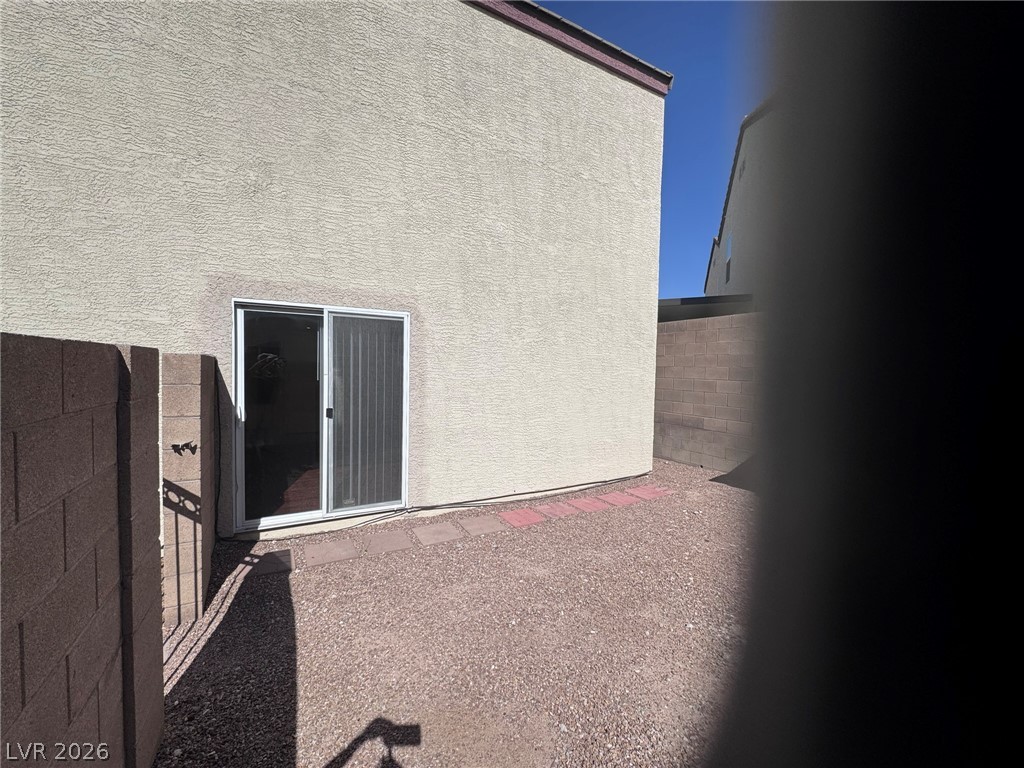 8949 Careful Canvas Avenue Property Photo 11