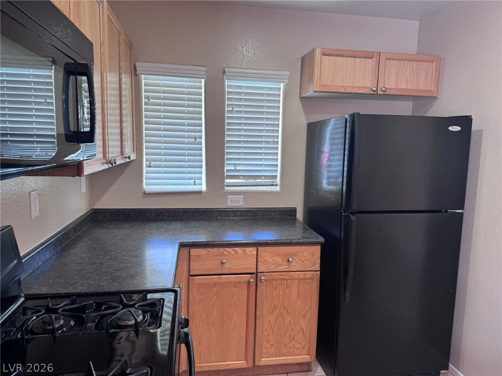 8949 Careful Canvas Avenue Property Photo 27