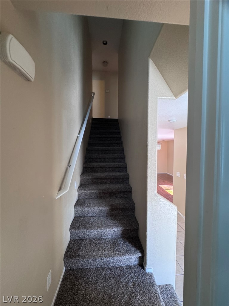8949 Careful Canvas Avenue Property Photo 37
