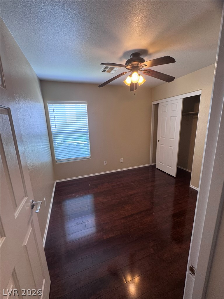 8949 Careful Canvas Avenue Property Photo 43