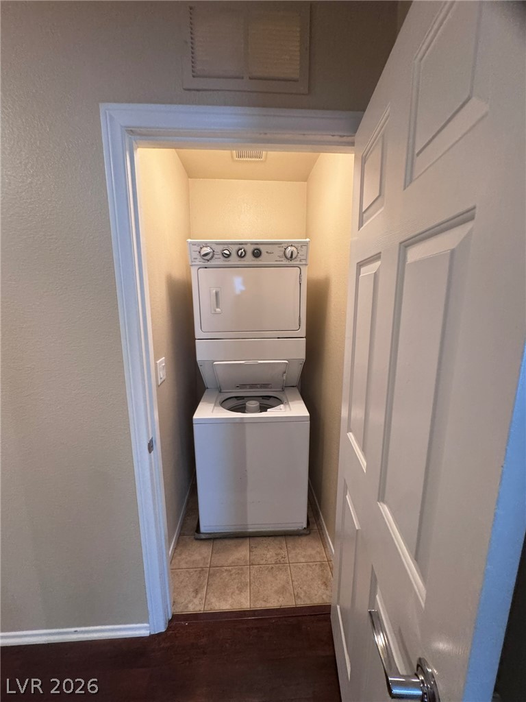 8949 Careful Canvas Avenue Property Photo 45