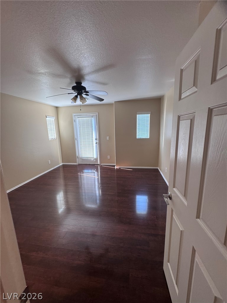 8949 Careful Canvas Avenue Property Photo 46