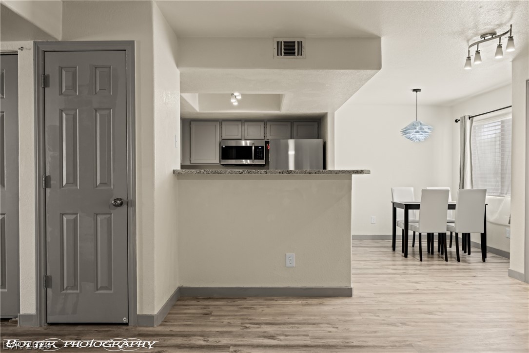 378 Colleen Court C Property Photo 16