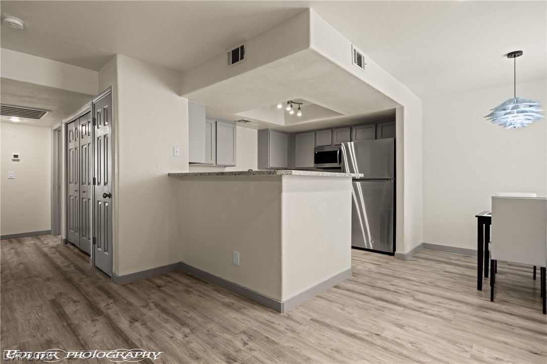 378 Colleen Court C Property Photo 17