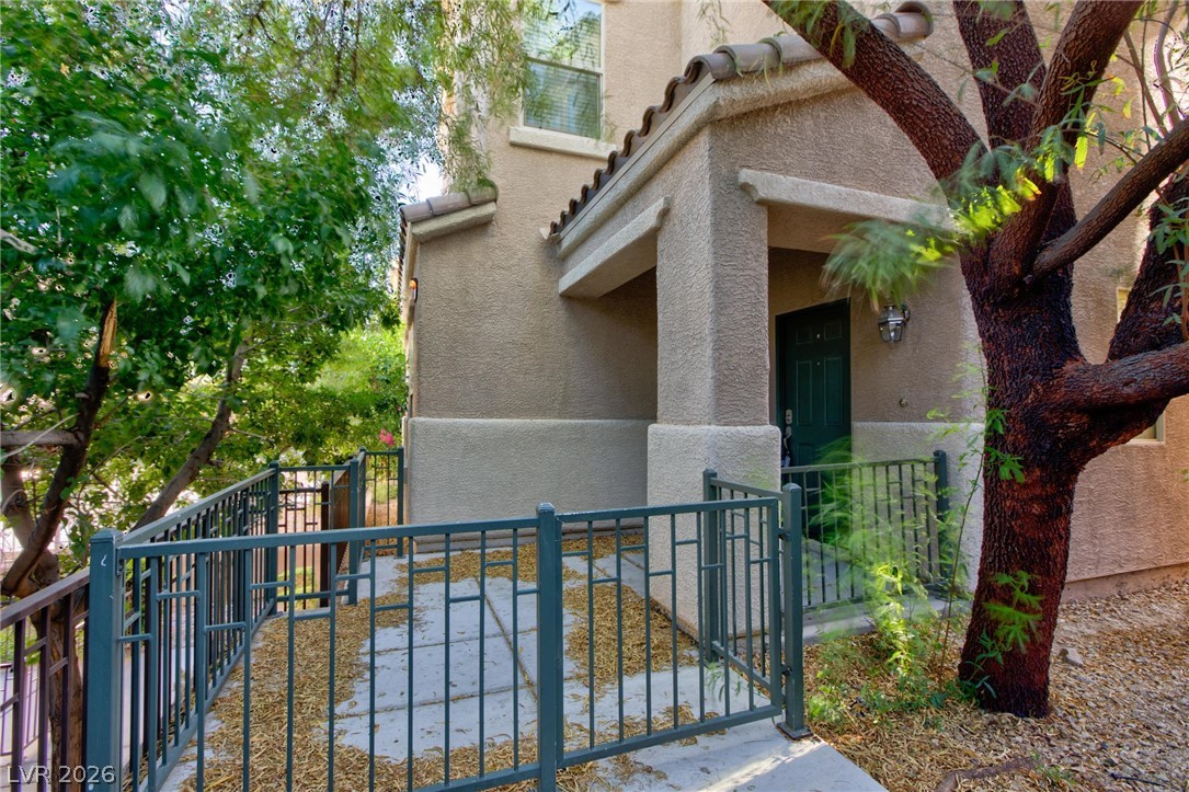 7720 Vibrant Thread Court Property Photo 2